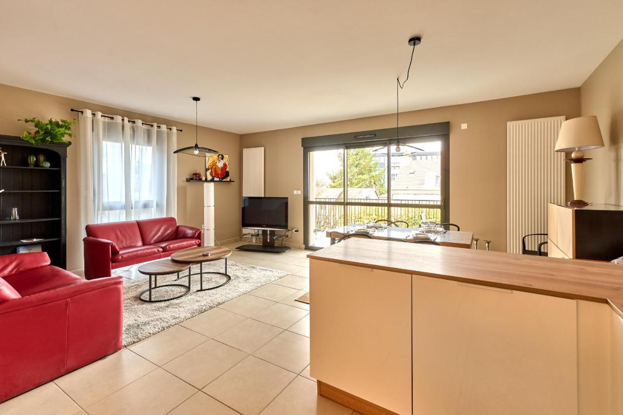 נבר Le Manou, Appartement Neuf Avec Terrasse, Parking Sous-Terrain & Ascenseur By Primo C0Nciergerie מראה חיצוני תמונה